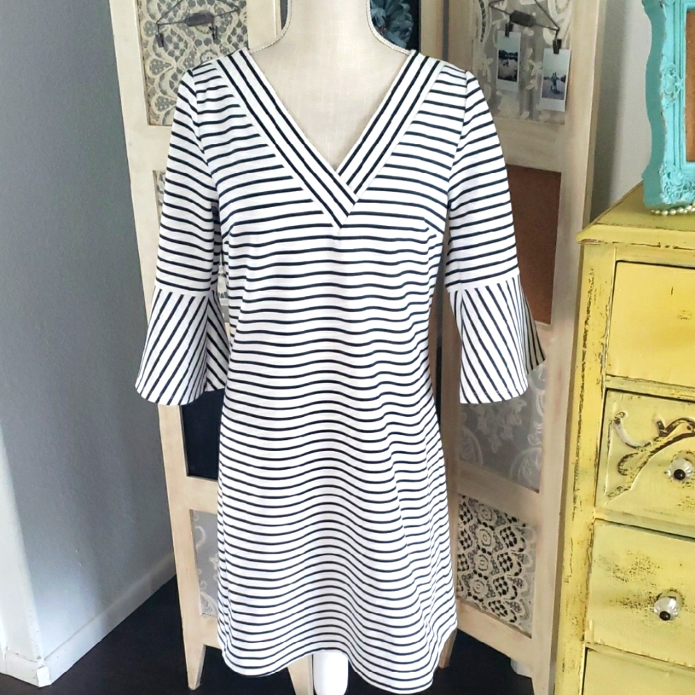 Skies Are Blue Sheath Striped V-Neck Dress